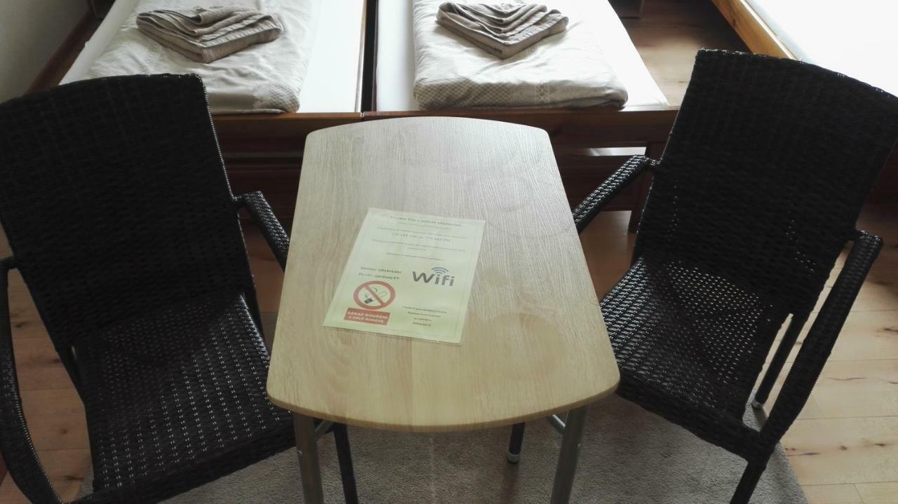 Ubytovani V Soukromi Opolany U Podebrad エクステリア 写真
