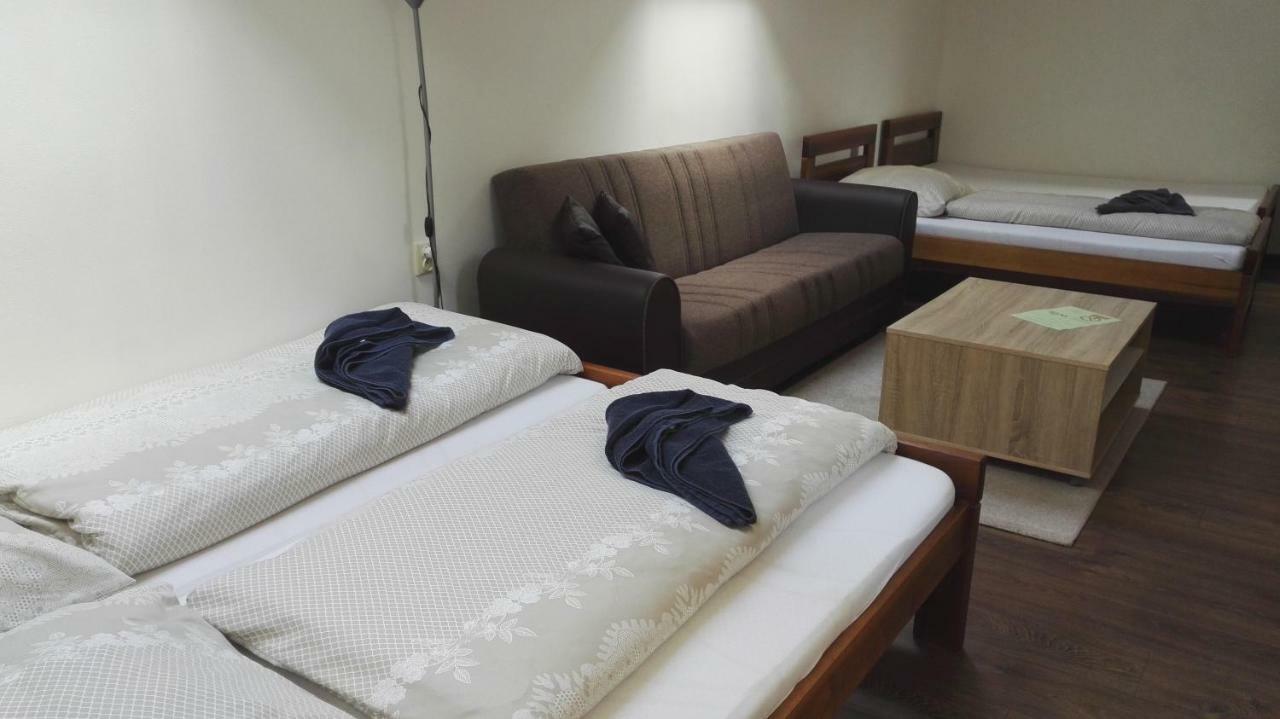 Ubytovani V Soukromi Opolany U Podebrad エクステリア 写真